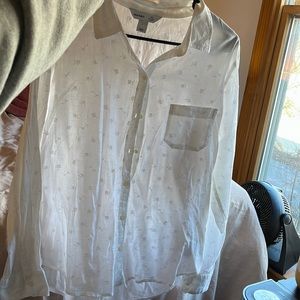 White Old Navy Linen Button Down